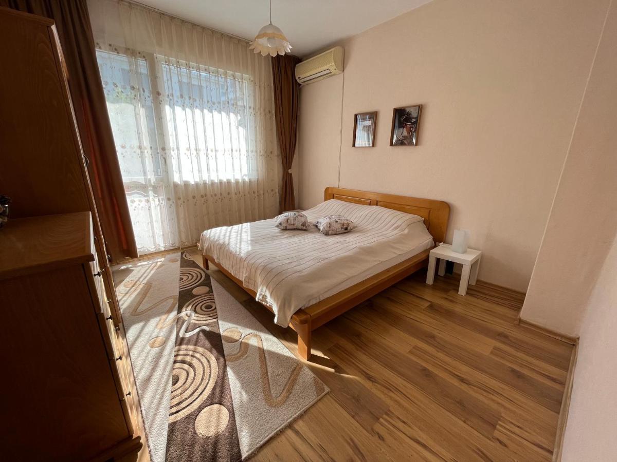 Apartment Acacia Varna Dış mekan fotoğraf